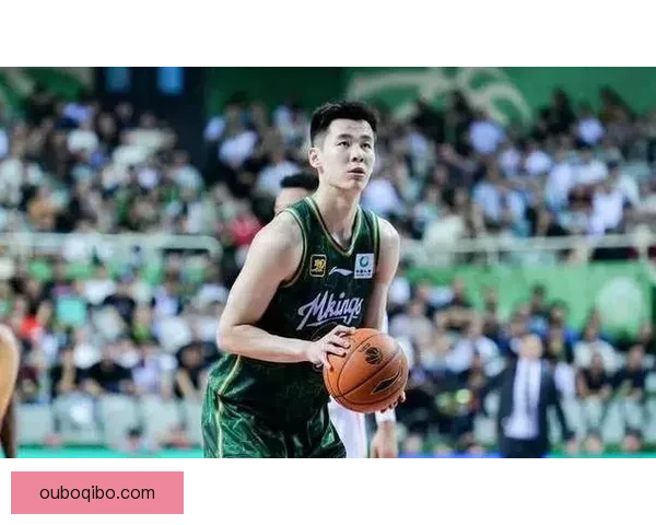 吉森关键时刻力挽狂澜助球队险胜波琴赢得激烈对决