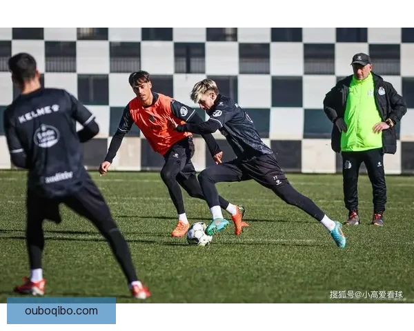 波士顿河四比一大胜蒙得维的亚流浪者展现强势攻防统治比赛全场强